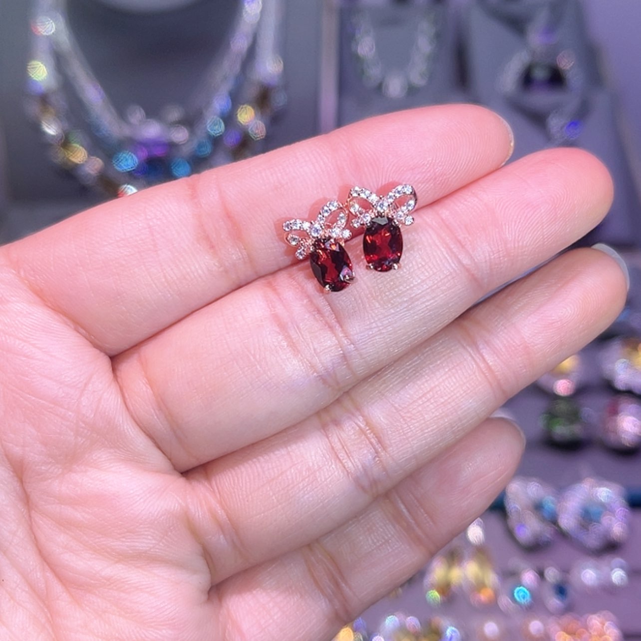 【闪购商品】石榴石耳饰银S925镶嵌