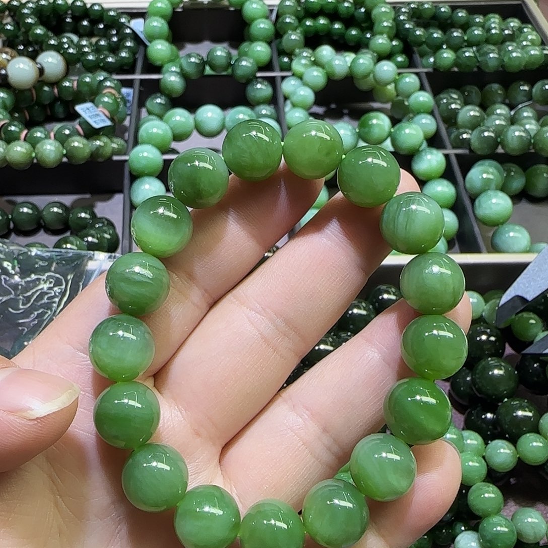 和田玉未镶嵌珠宝半成品