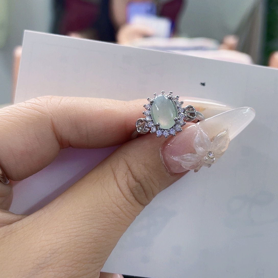 翡翠未镶嵌颈饰天然翡翠Ａ货