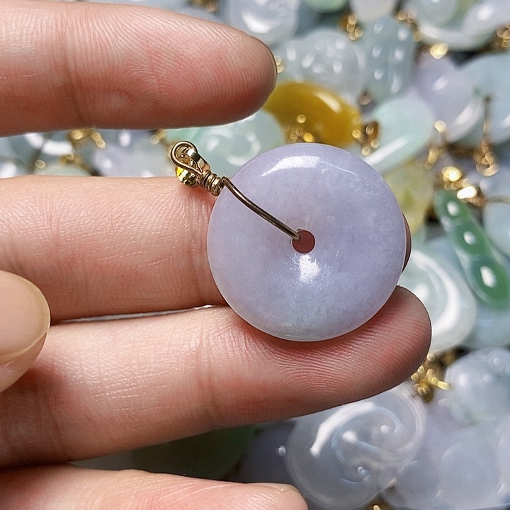 翡翠未镶嵌颈饰天然A货翡翠