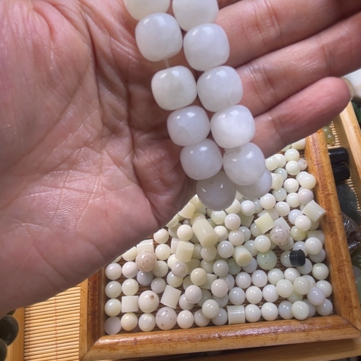 未镶嵌手链和田玉6