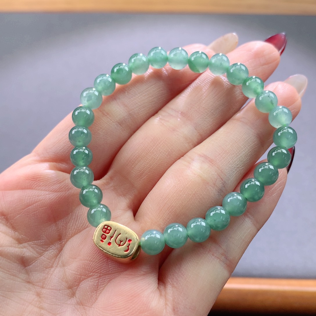 翡翠手镯未镶嵌天然翡翠手镯叮当镯