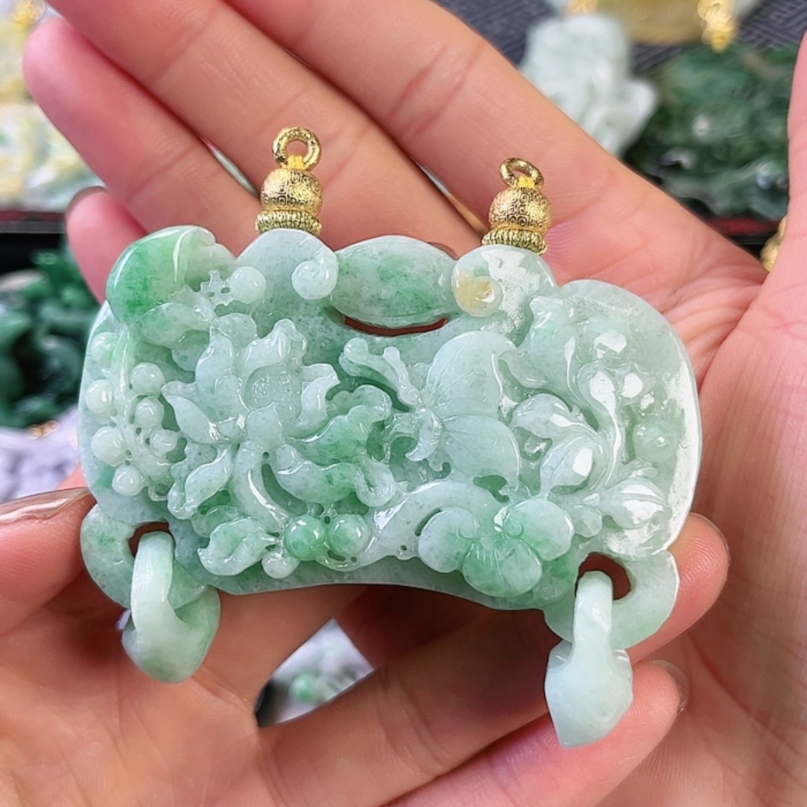 【闪购商品】翡翠颈饰未镶嵌挂件