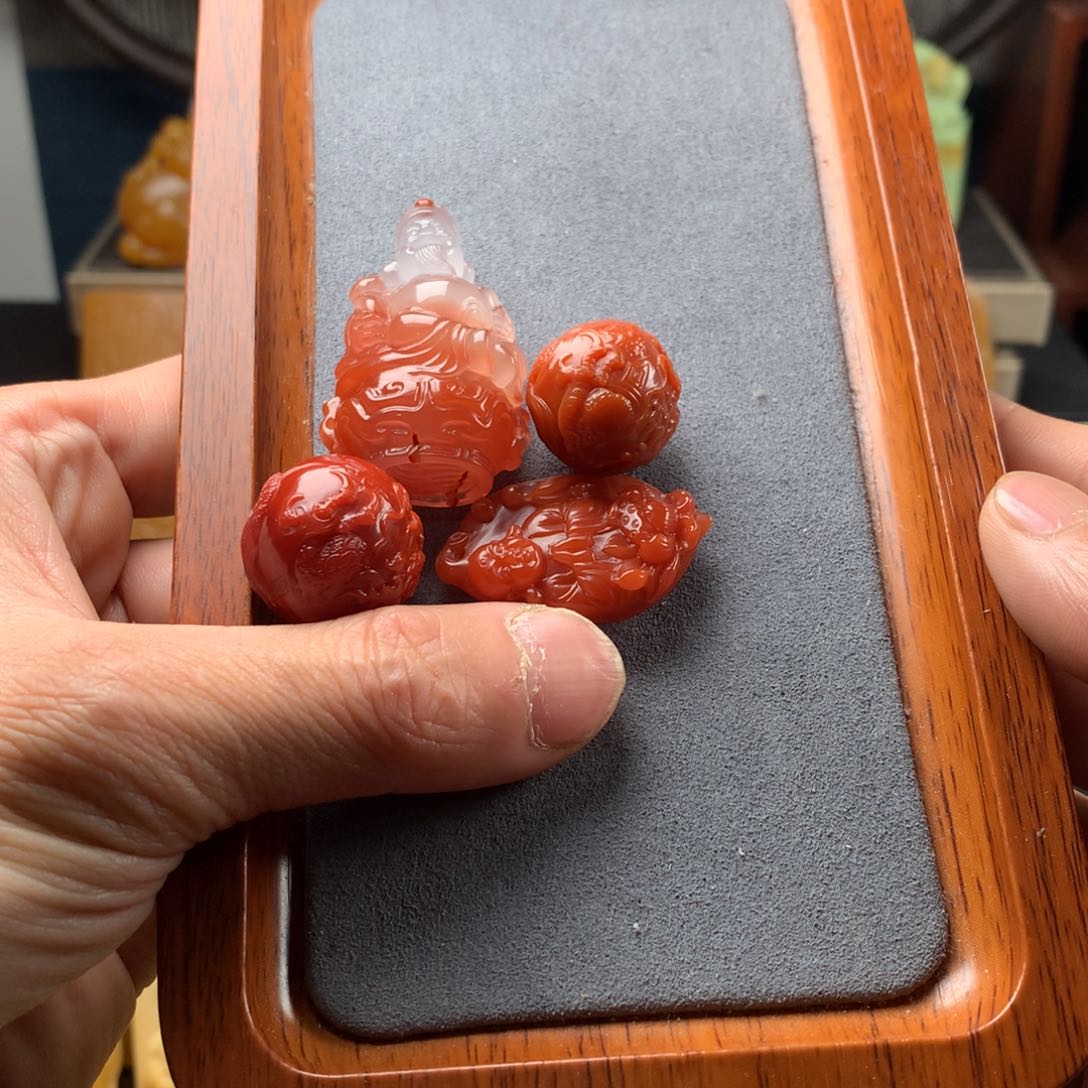 南红玛瑙颈饰未镶嵌智**厂