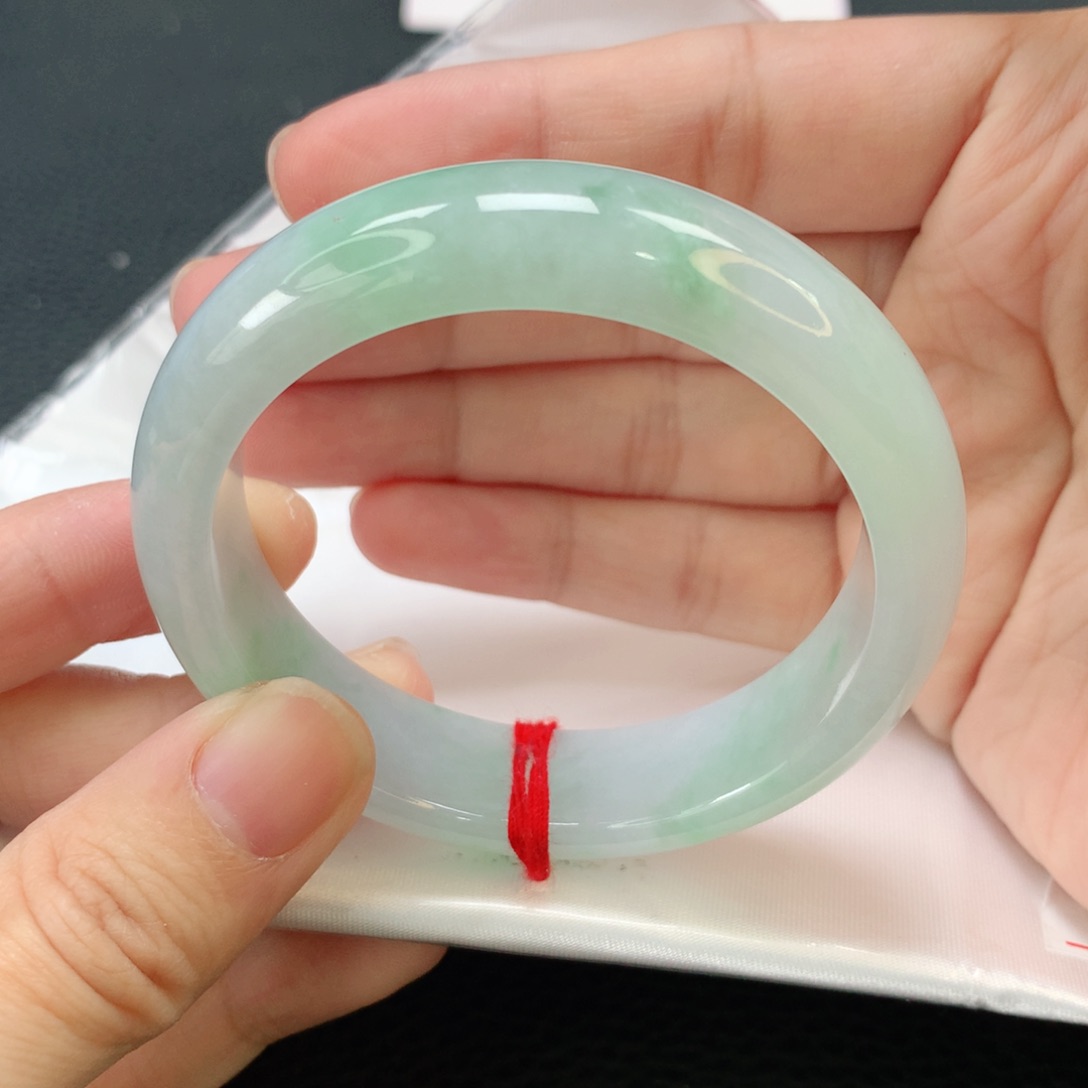 翡翠手镯未镶嵌缅甸51