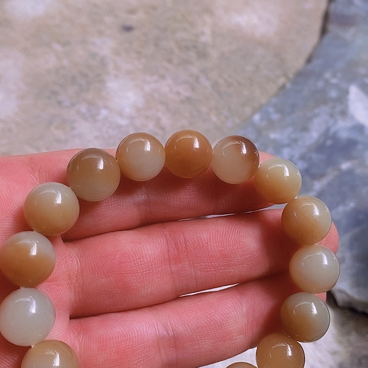 和田玉（糖玉）未镶嵌珠宝半成品