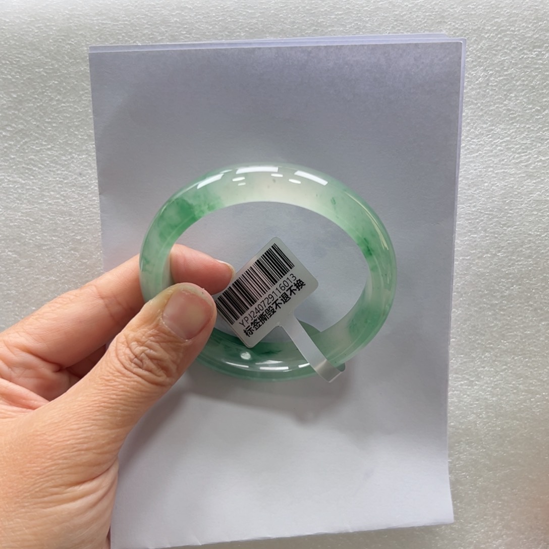 石英质玉手镯未镶嵌➕佳佳555657