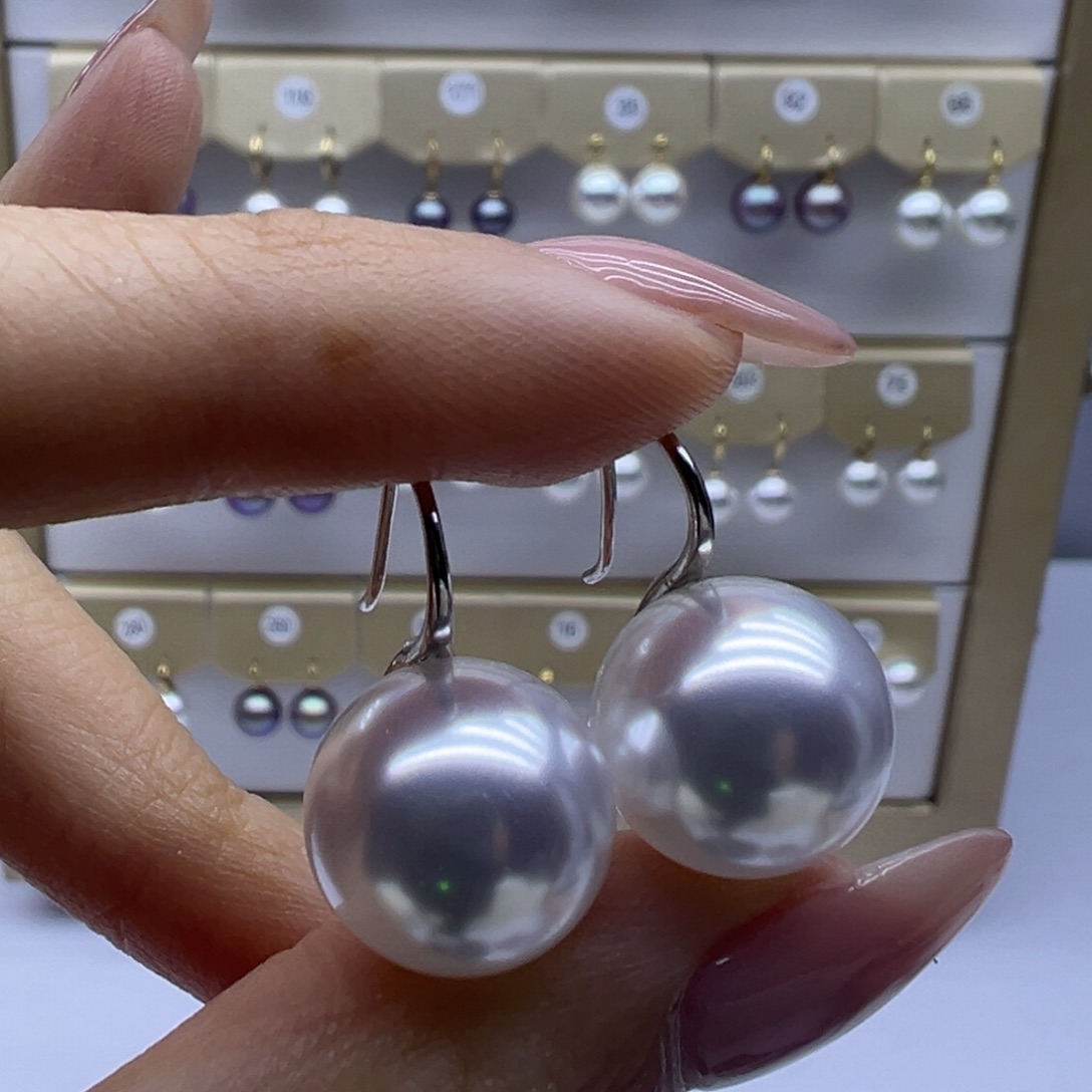 淡水珍珠耳饰未镶嵌