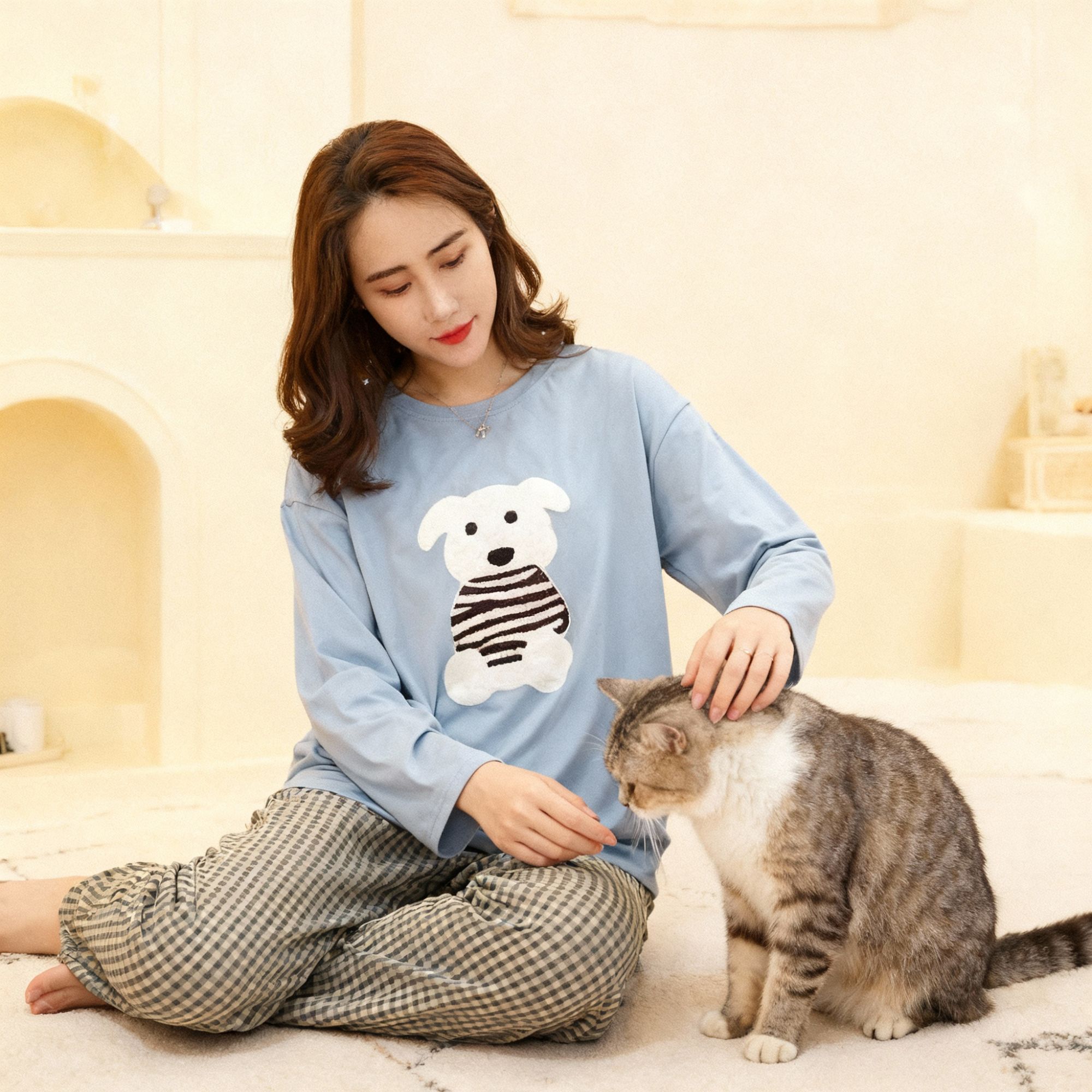 冬季加厚睡衣女新款爆款德绒保暖长袖可外穿家居服（格子卡通狗）