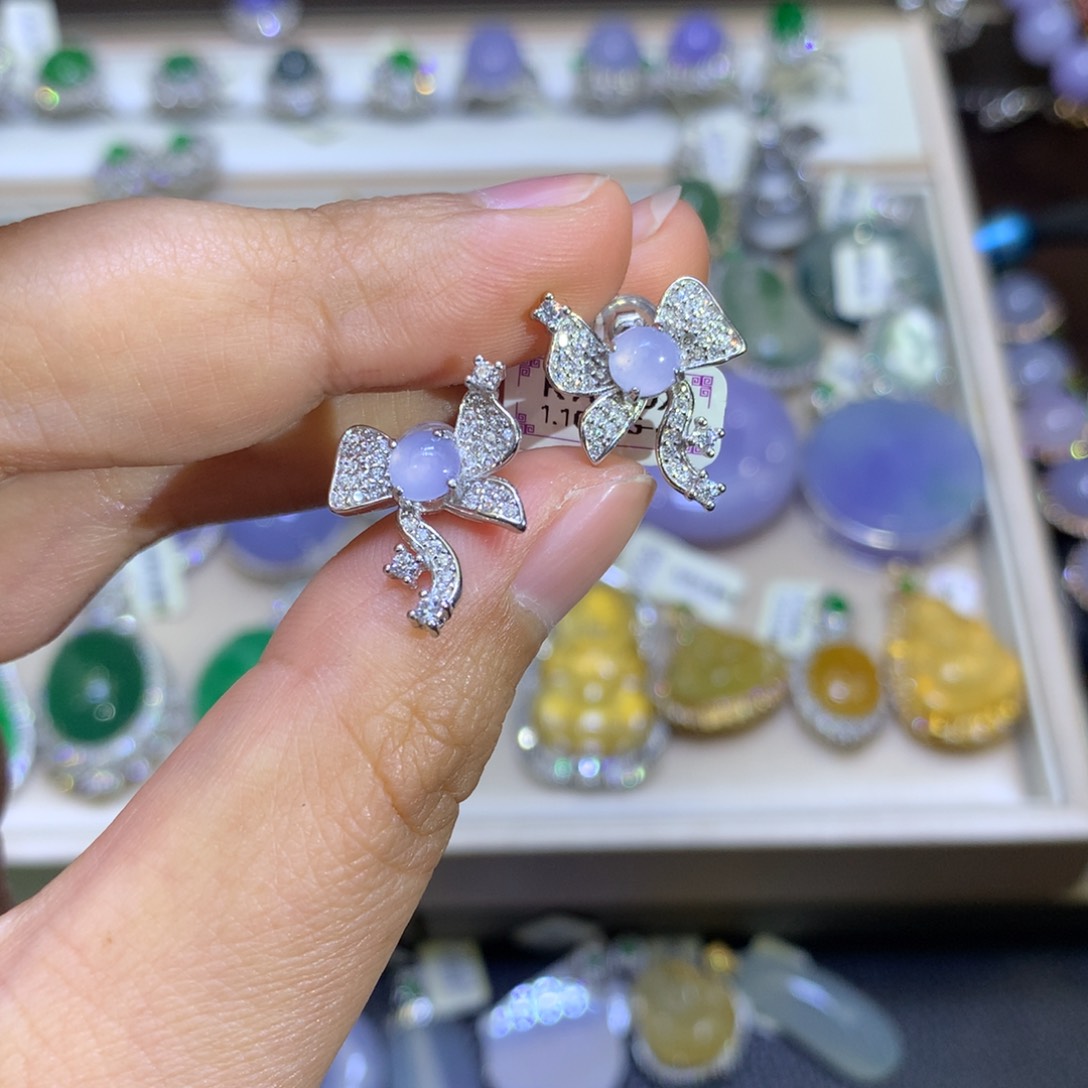 翡翠颈饰银S925镶嵌翡翠吊坠