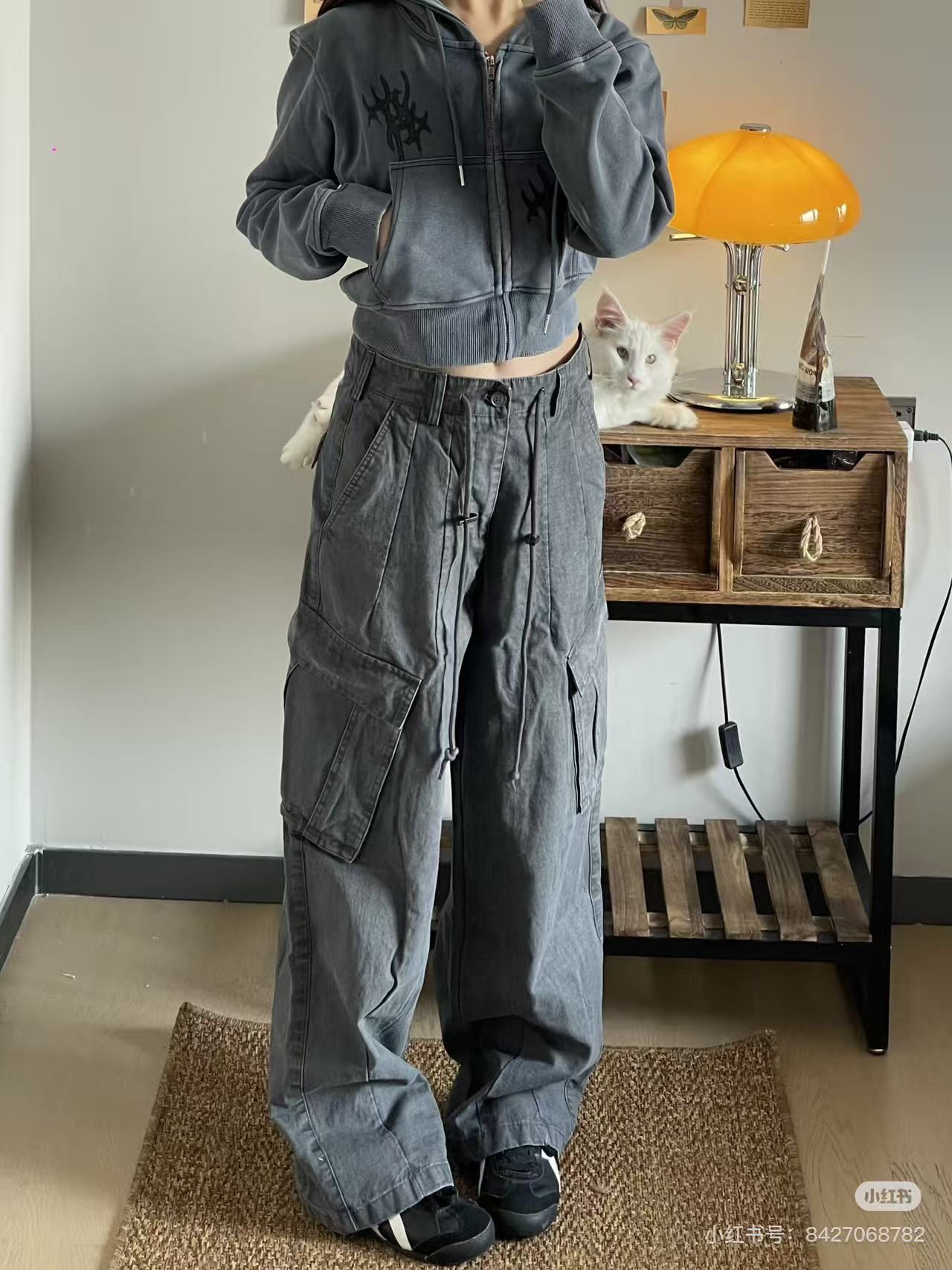 E4-2灰色”深渊”连帽外套（5518）