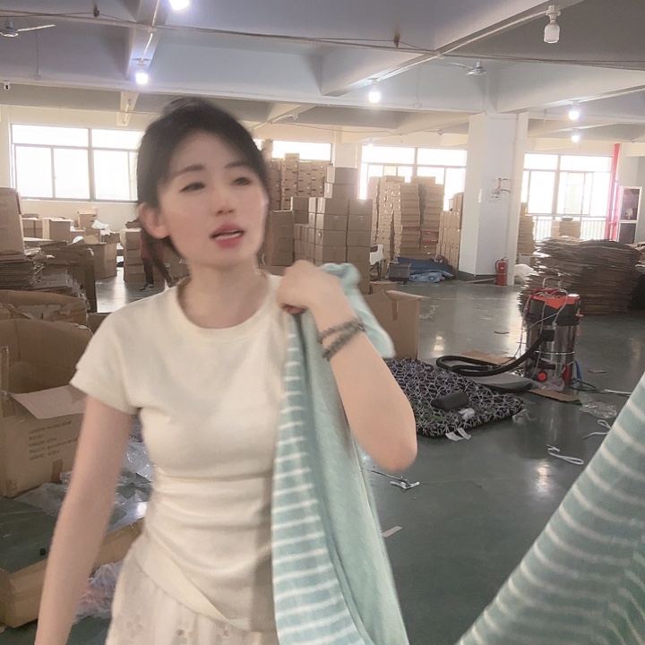 聚酯纤维多色多款四件套瑕疵任意发一套