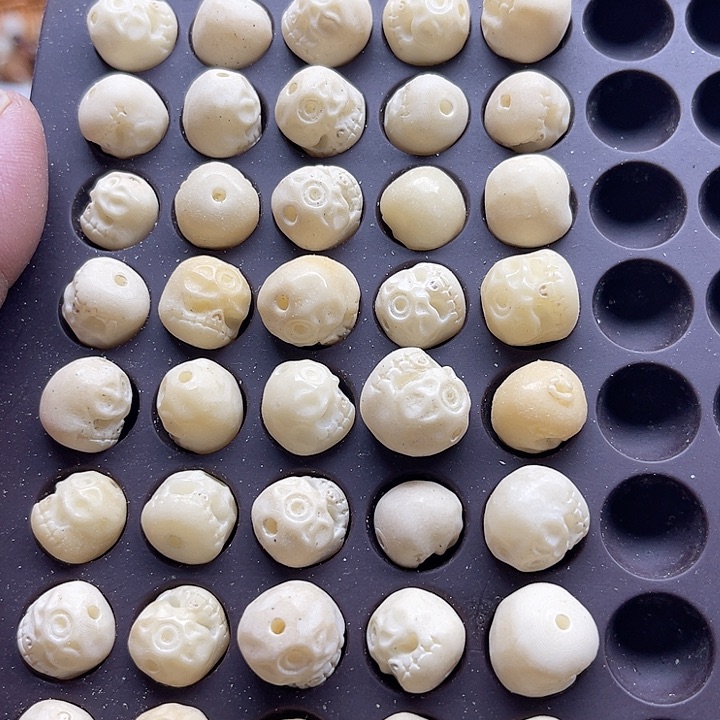 白玉菩提吊坠瑕疵阿呆50颗