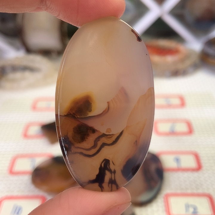 玛瑙/玉髓颈饰未镶嵌