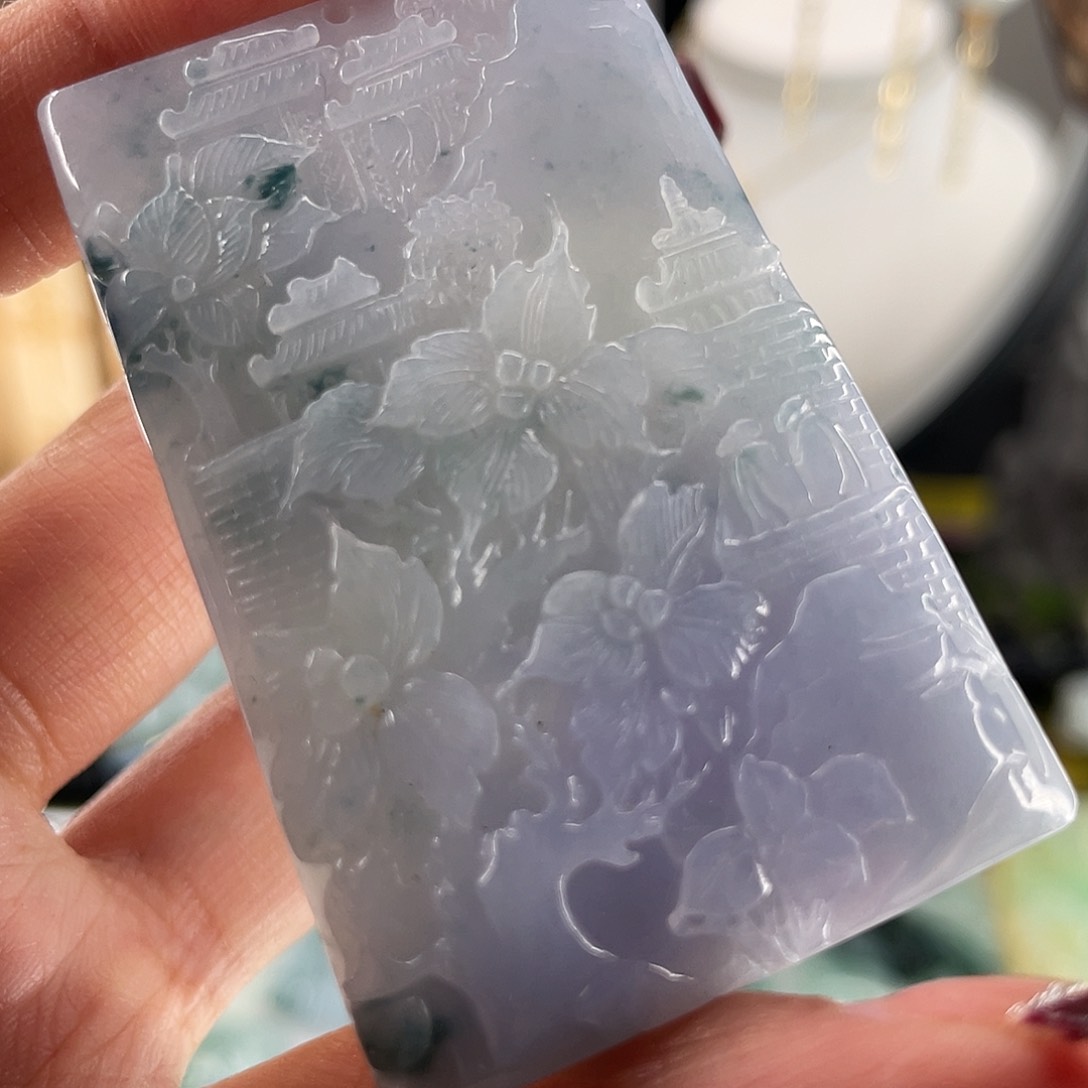 翡翠颈饰未镶嵌山水牌