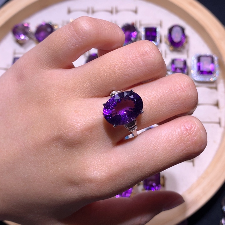 【闪购商品】银S925镶嵌戒指黄晶大****T