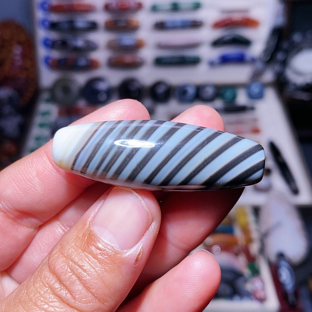 玛瑙吊坠未镶嵌…