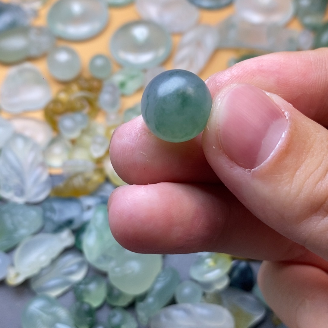 定制翡翠未镶嵌嘎**-珠子