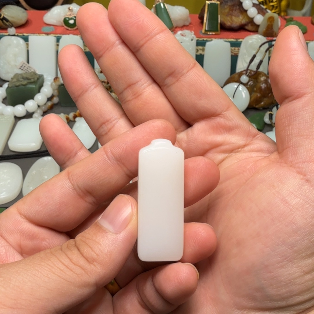 冬***叶和田玉未镶嵌吊坠(不含链)