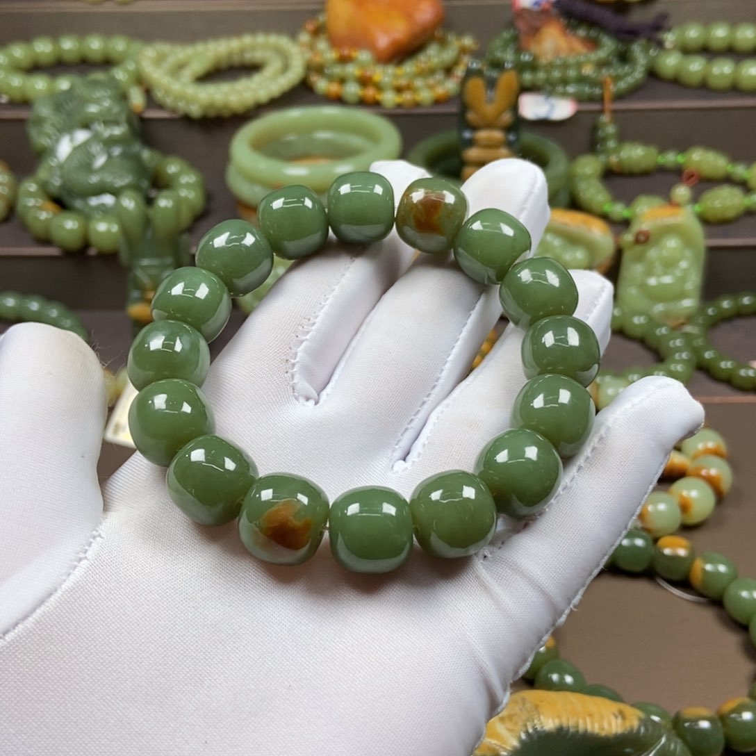 透闪石质玉手链未镶嵌