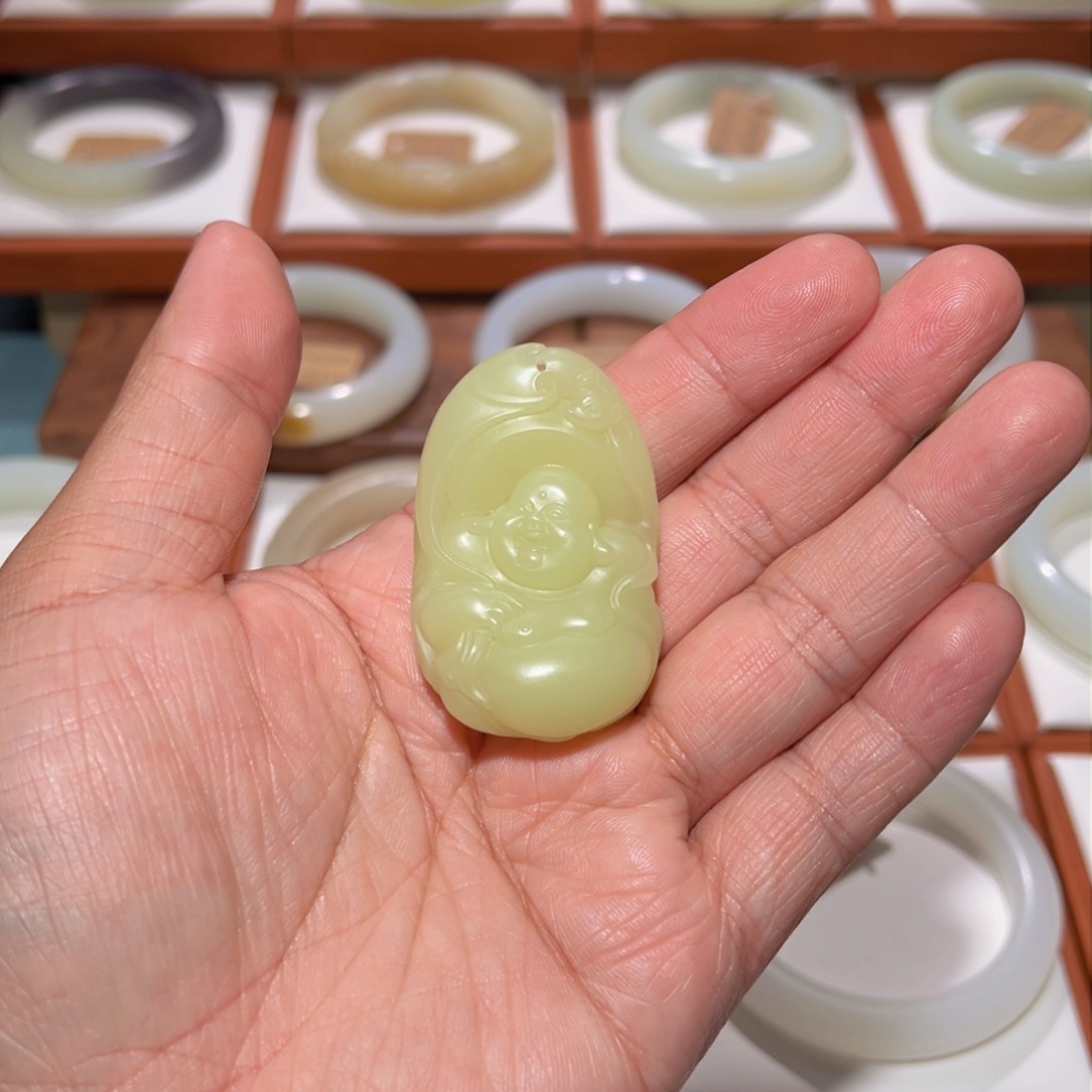 和田玉（黄玉）颈饰未镶嵌