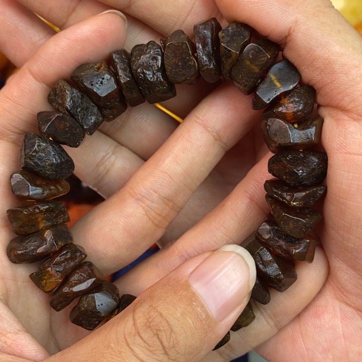 琥珀未镶嵌珠宝奇石