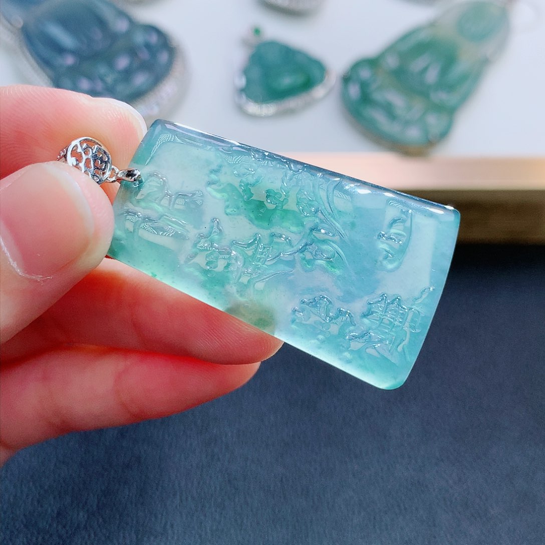 翡翠颈饰未镶嵌翡翠