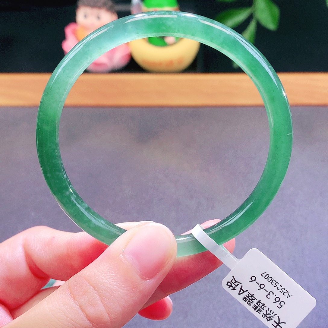 翡翠未镶嵌手镯天然翡翠