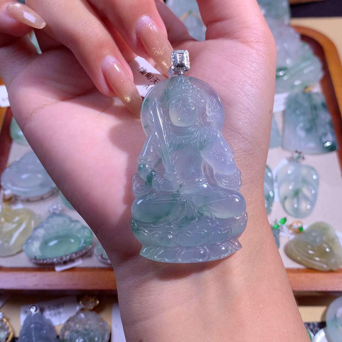 翡翠吊坠(不含链)18K金镶嵌