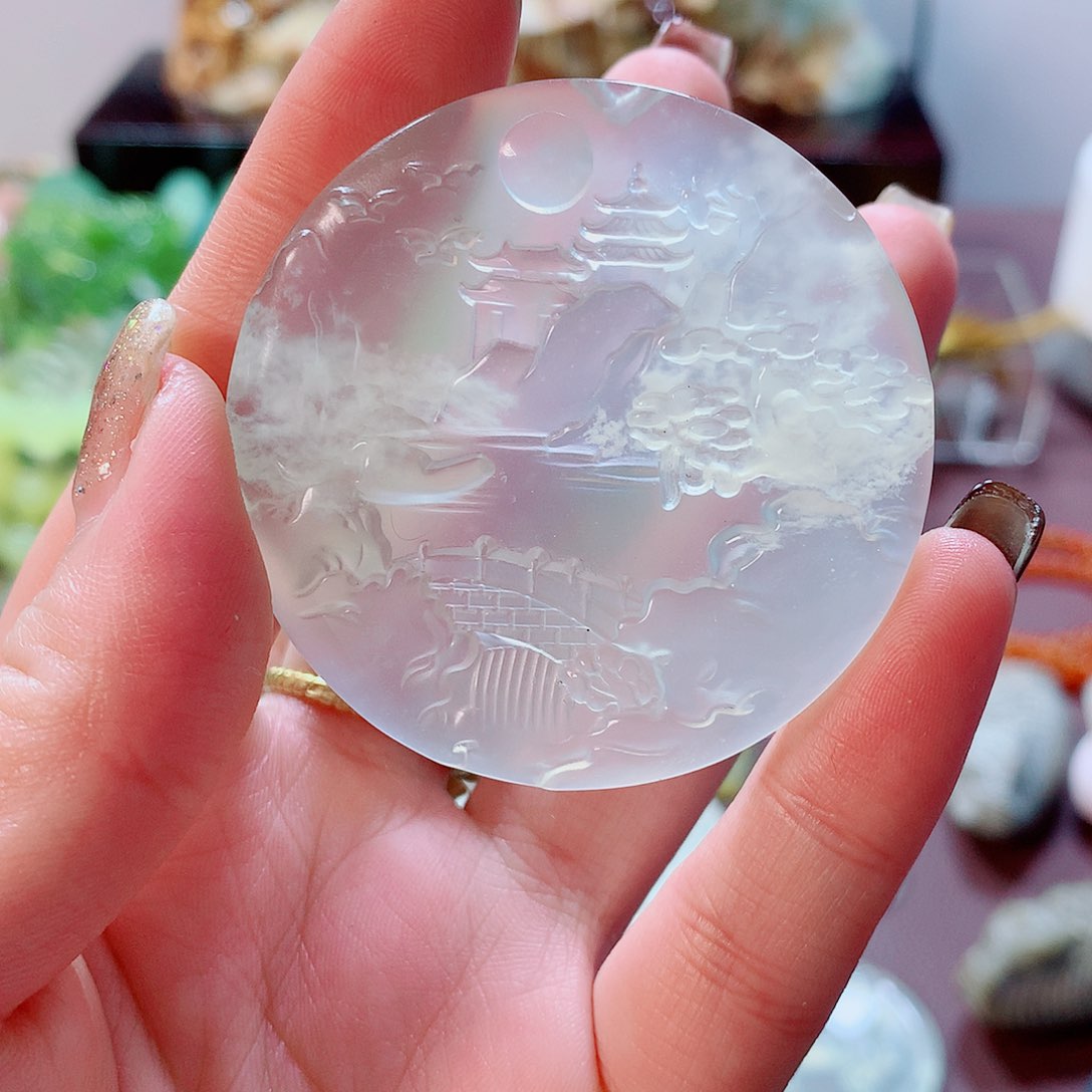 蛇纹石玉颈饰未镶嵌