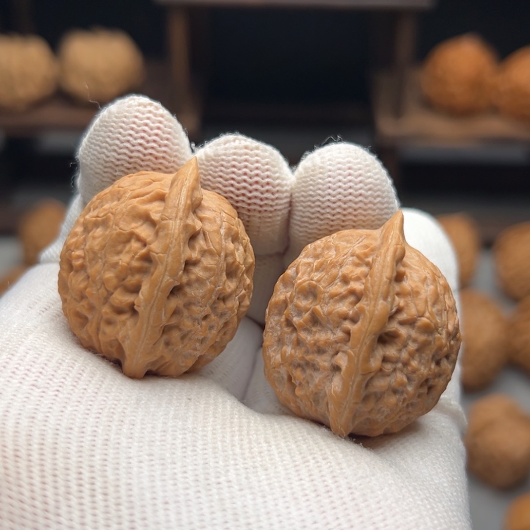 桃核吊坠野生朱公子29.29.34