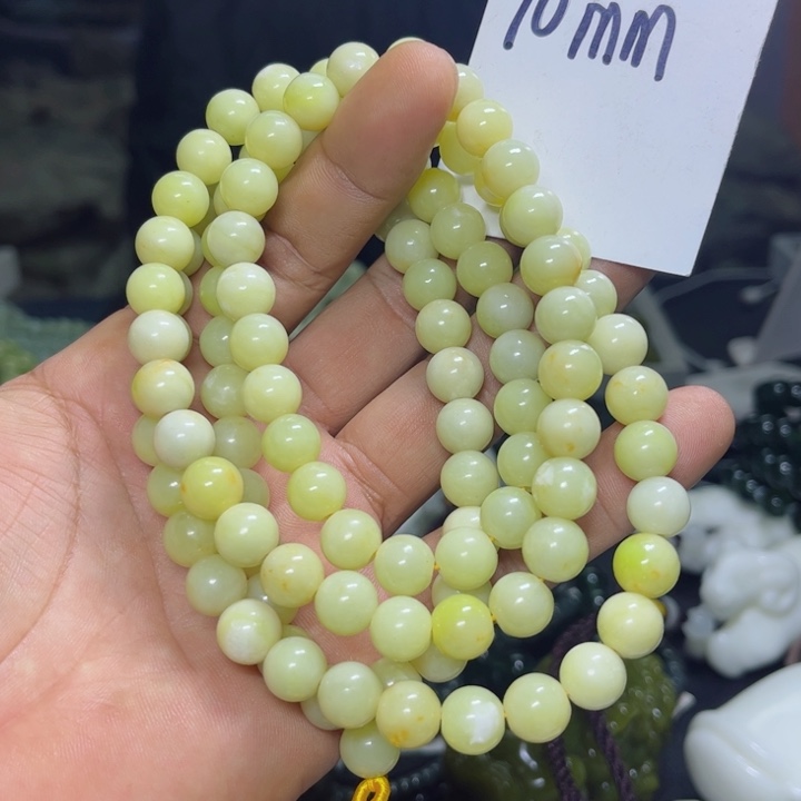 蛇纹石玉项链未镶嵌