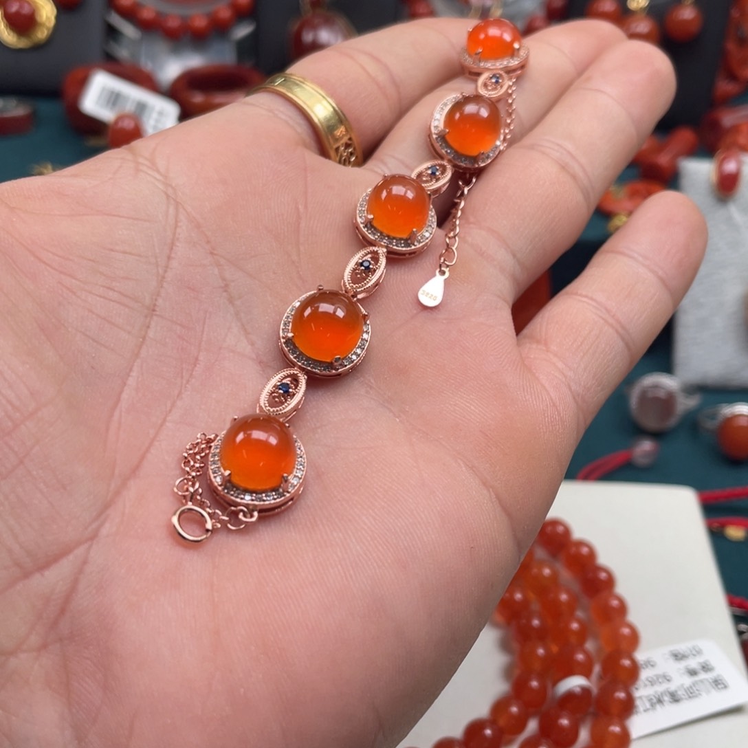 南红玛瑙保山冰红手链银S925镀金镶嵌慧*