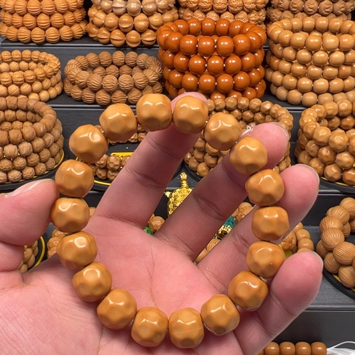 猴头核桃手串李*震龙炎奶酪