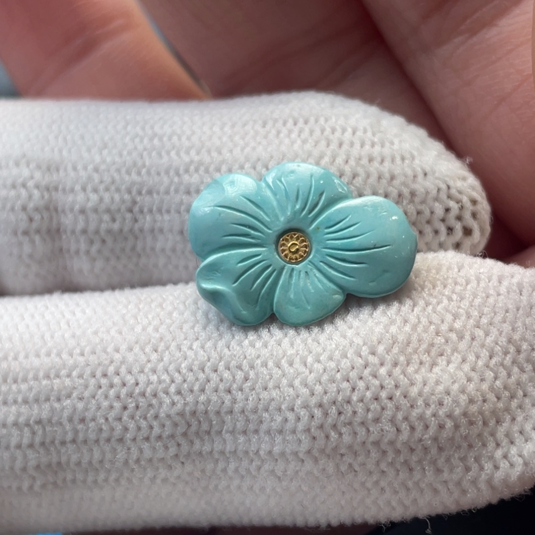 绿松石未镶嵌挂件