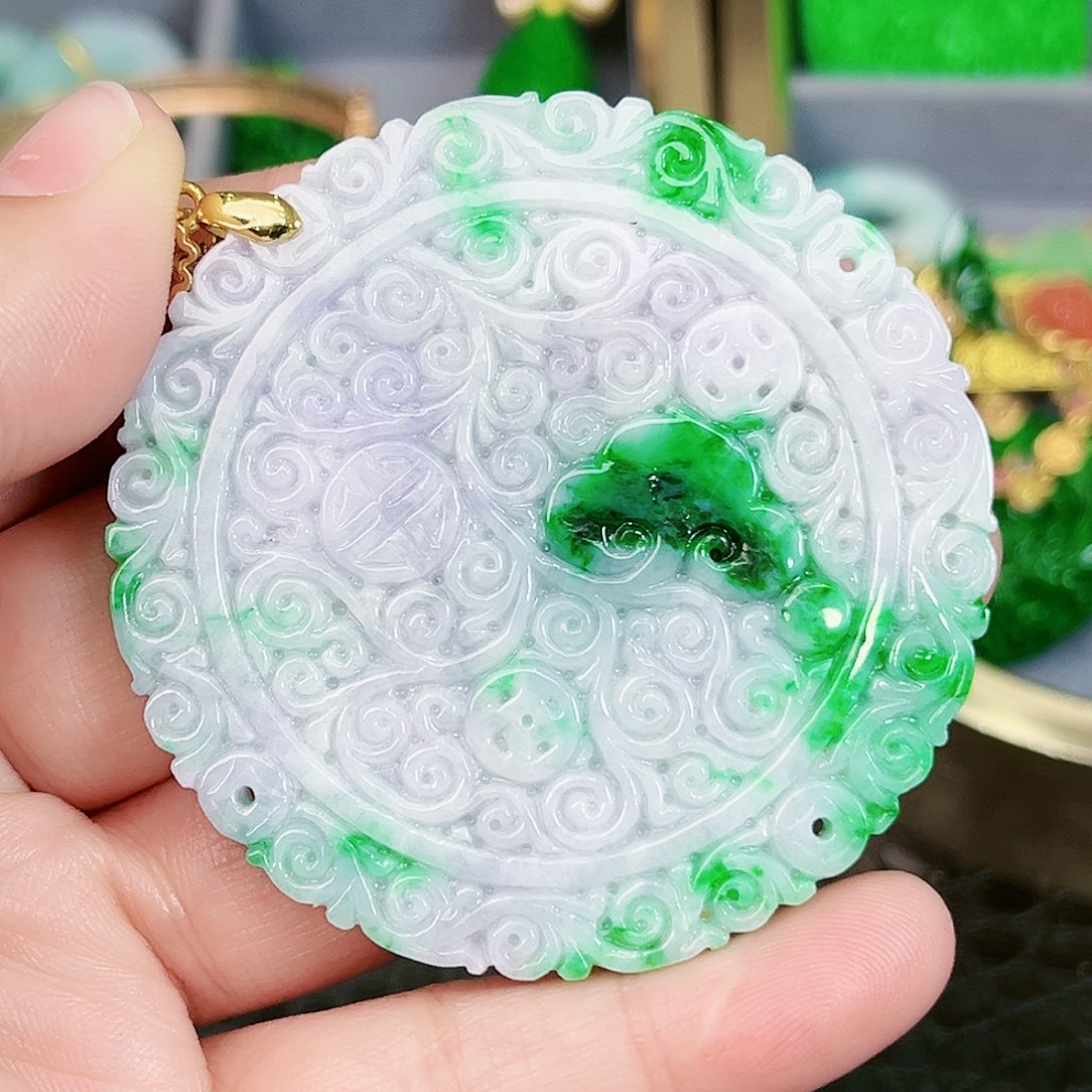 翡翠项链未镶嵌吊坠