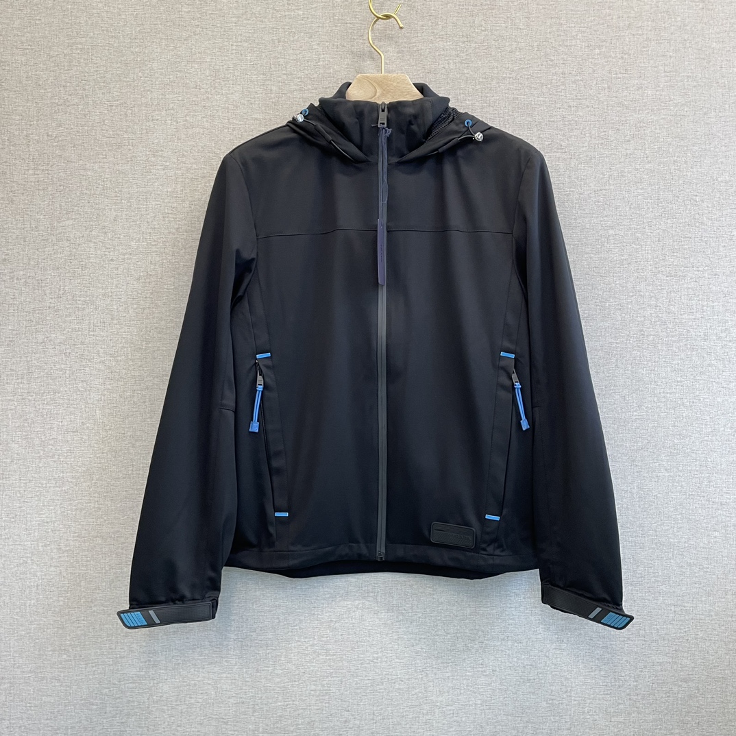 未使用 Prada/普拉达 Prada 男士黑色夹克MCO30023