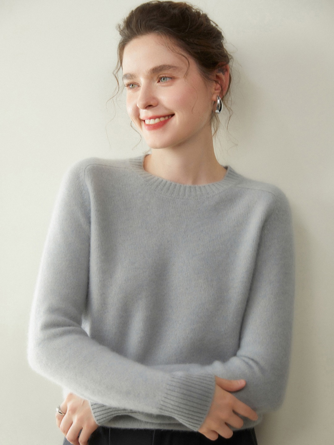 针织宽松100%羊绒衫纯色内搭圆领加厚长袖羊绒衫女毛衣