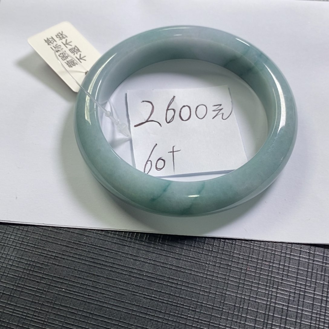 【闪购商品】未镶嵌手镯翡翠