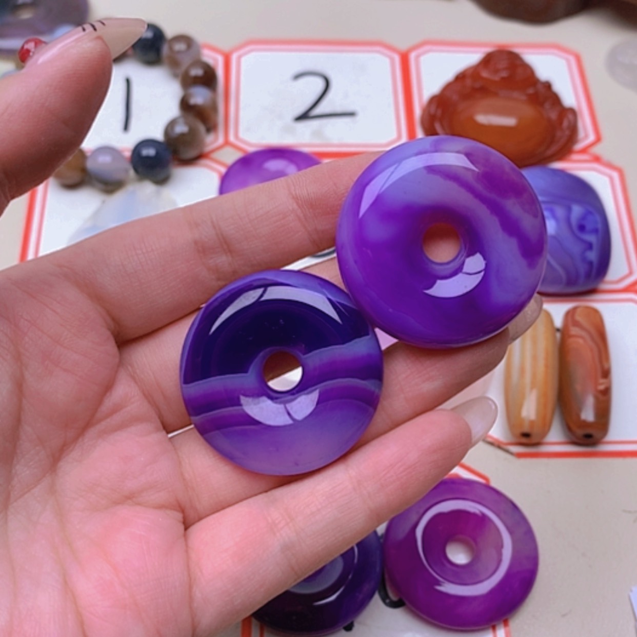 【闪购商品】玛瑙/玉髓未镶嵌珠宝半成品T****忆