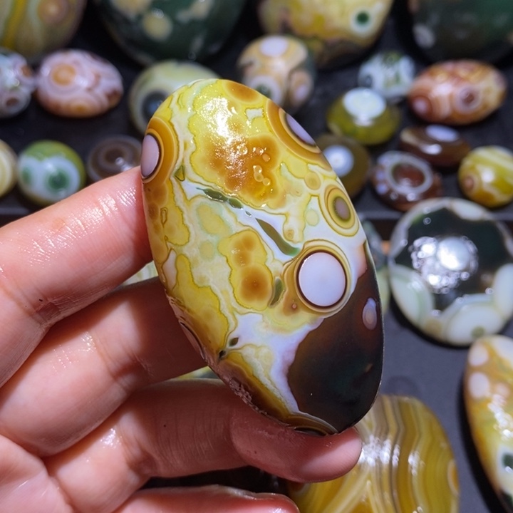 未镶嵌玛瑙/玉髓珠宝半成品25