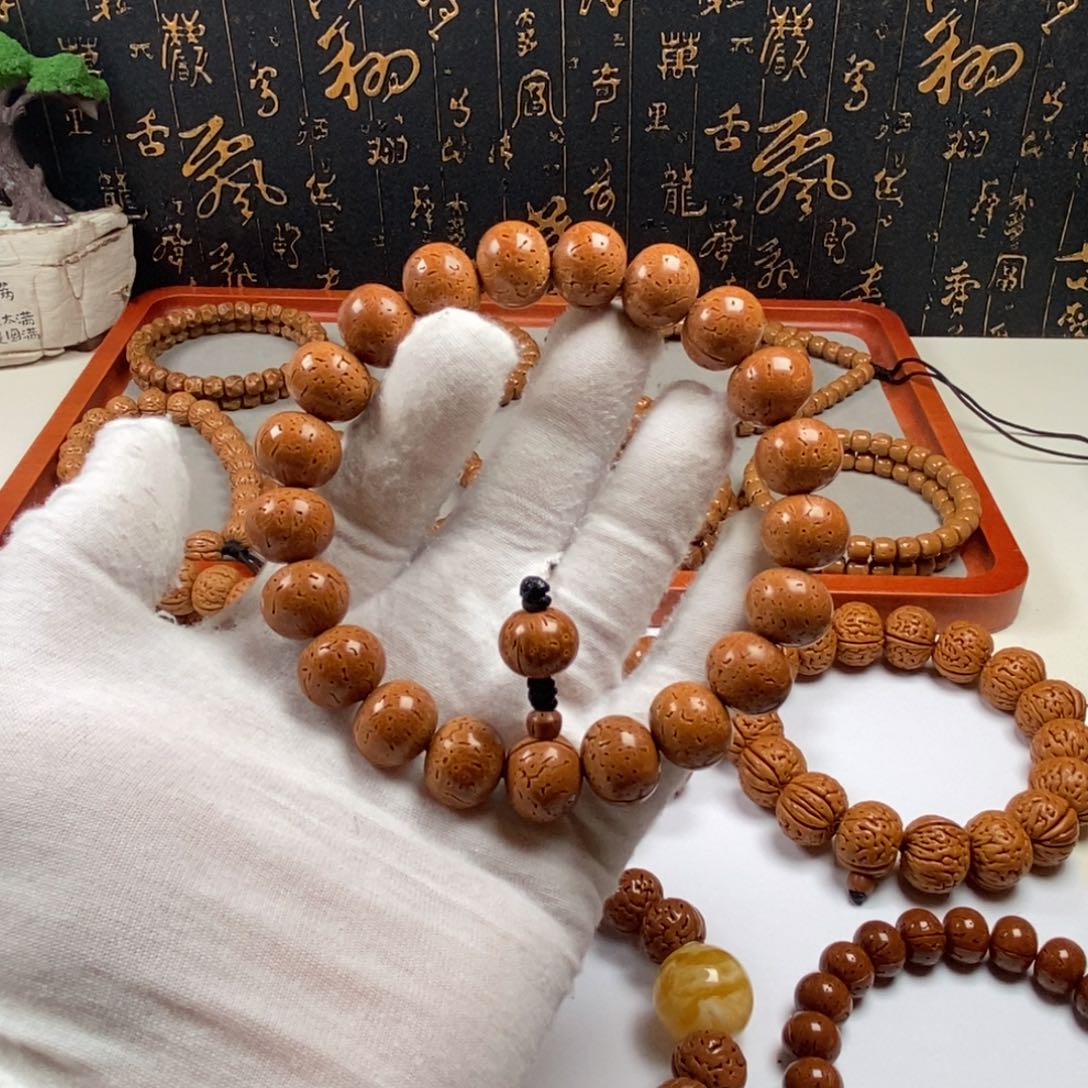 桃核手串1.600000000000