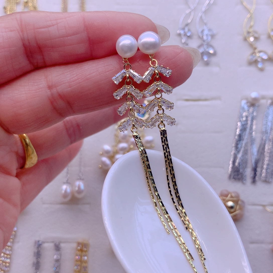 淡水珍珠合金耳饰