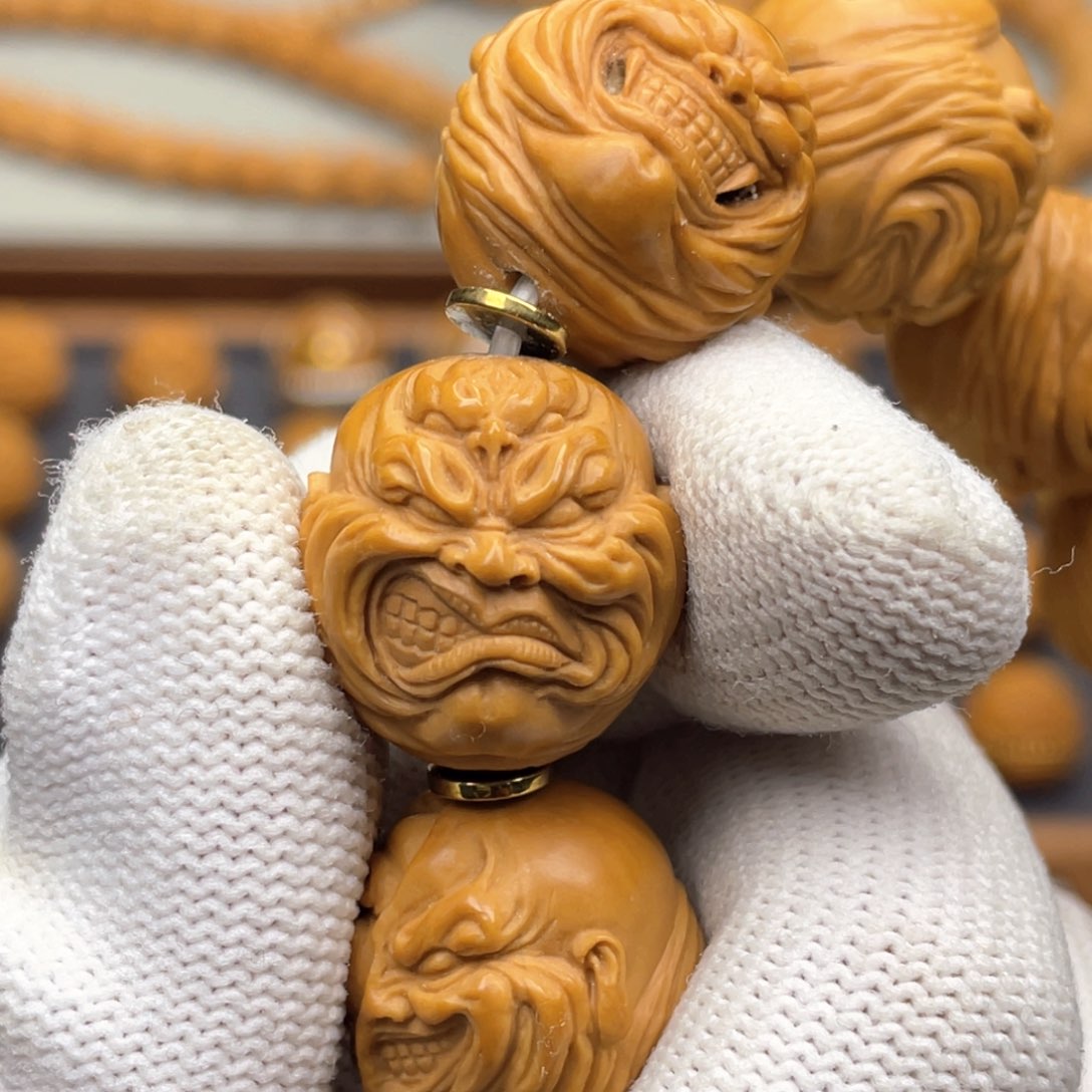 猴头核桃吊坠6****6四目烟鬼