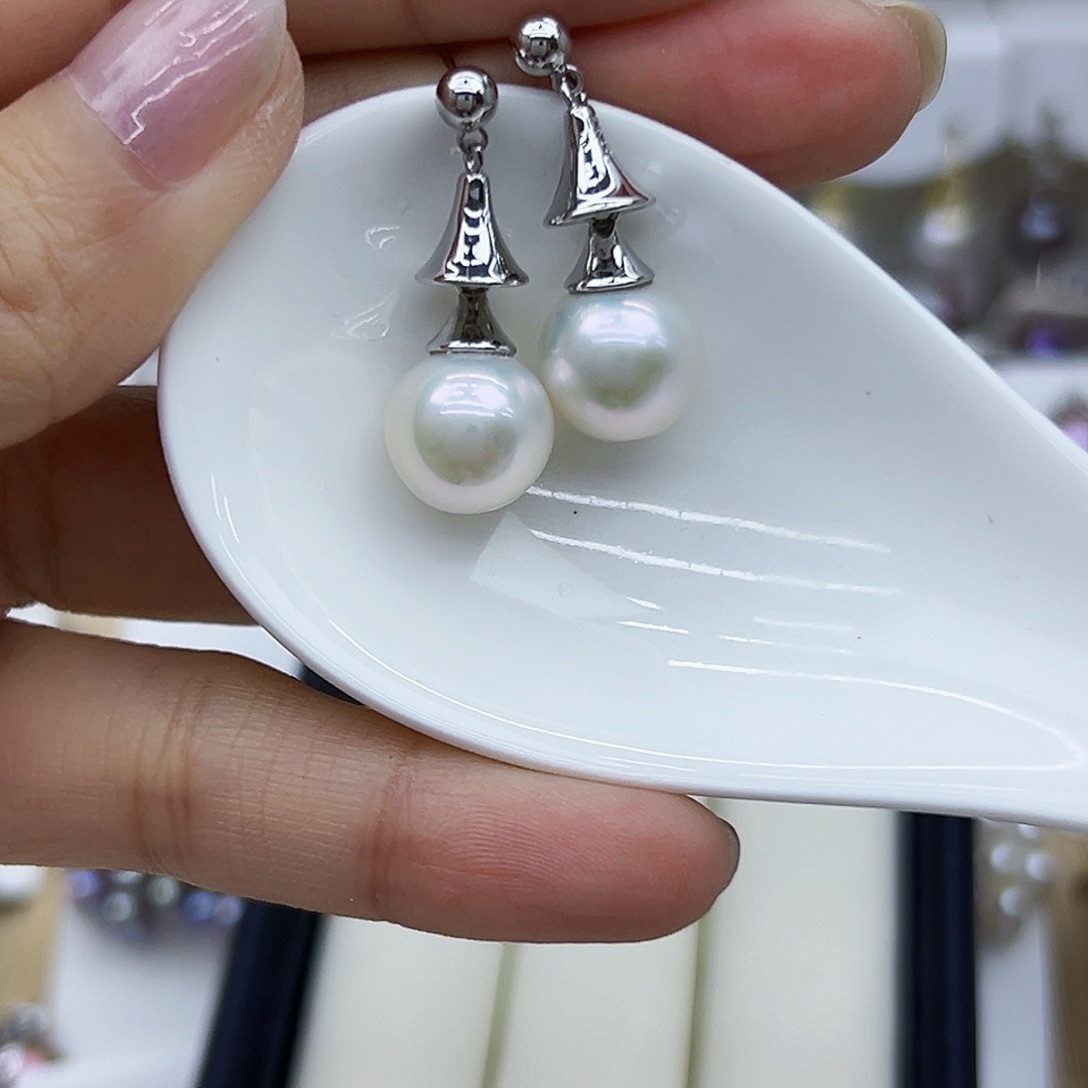 银S925镶嵌耳饰淡水珍珠