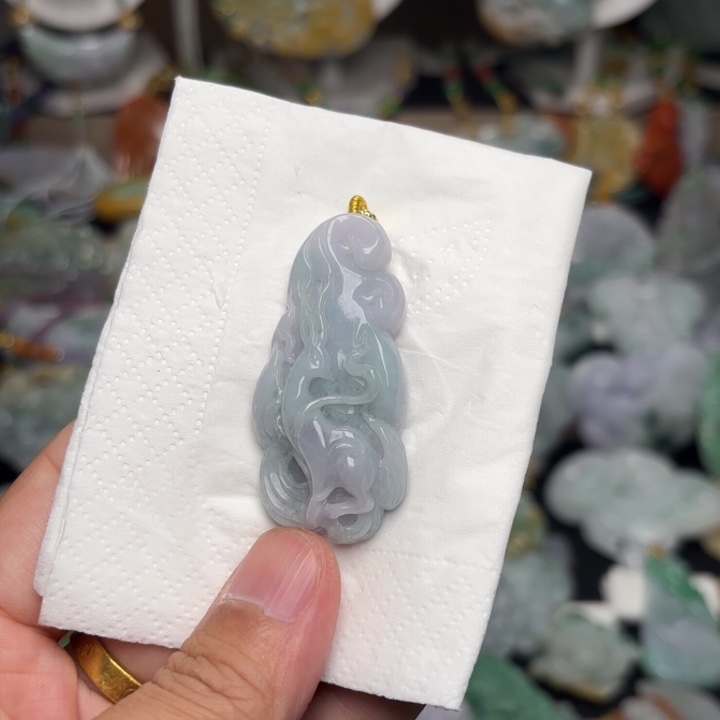 翡翠颈饰未镶嵌吊坠