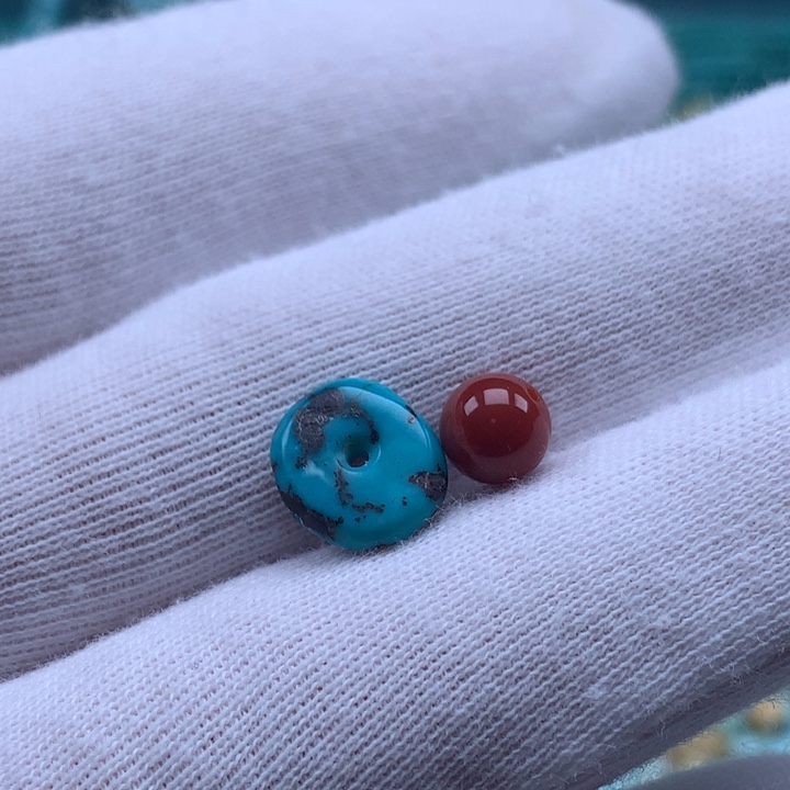 南红玛瑙未镶嵌珠宝奇石