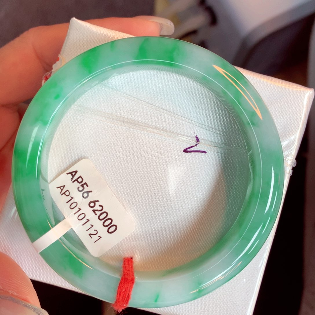 翡翠手镯未镶嵌56正8号88