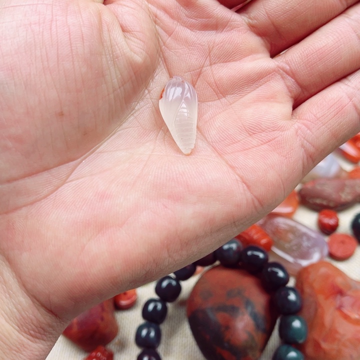 未镶嵌玉米南红玛瑙