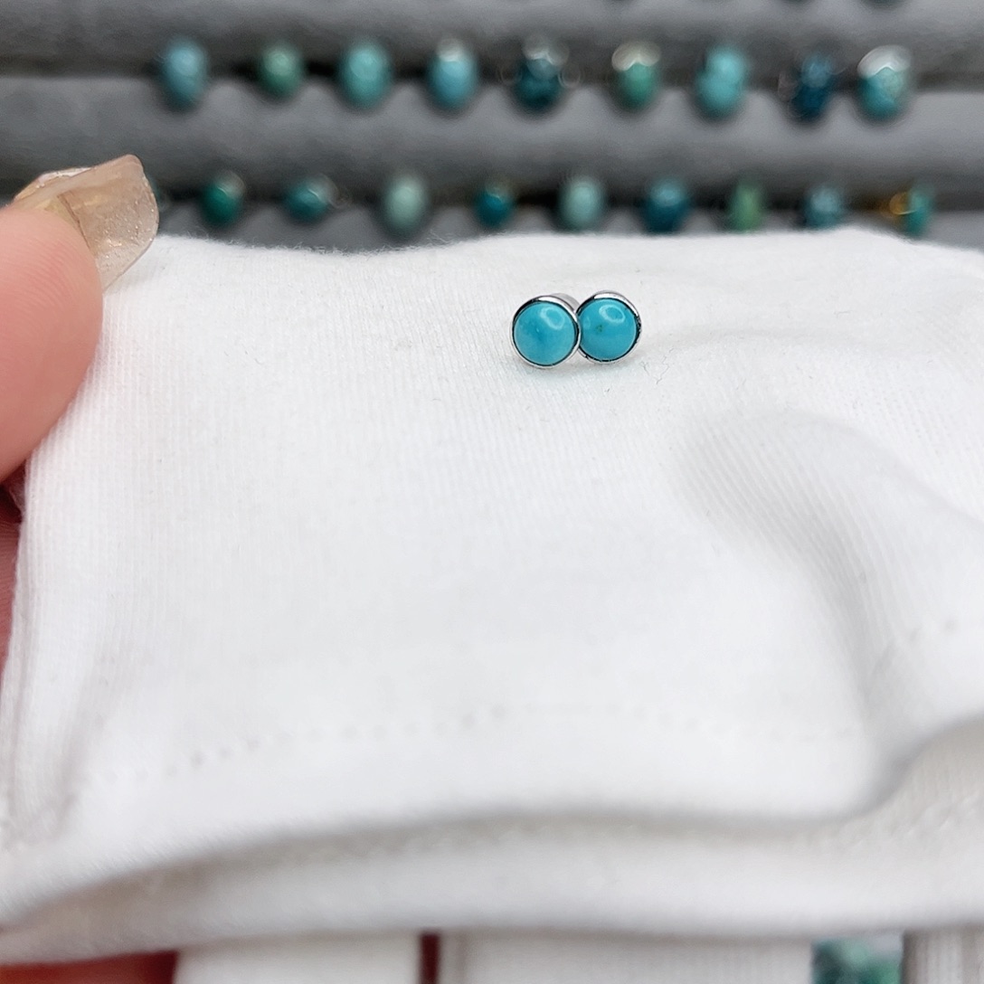 绿松石绿松石未镶嵌